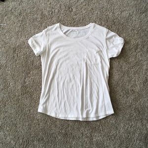 White t-shirt